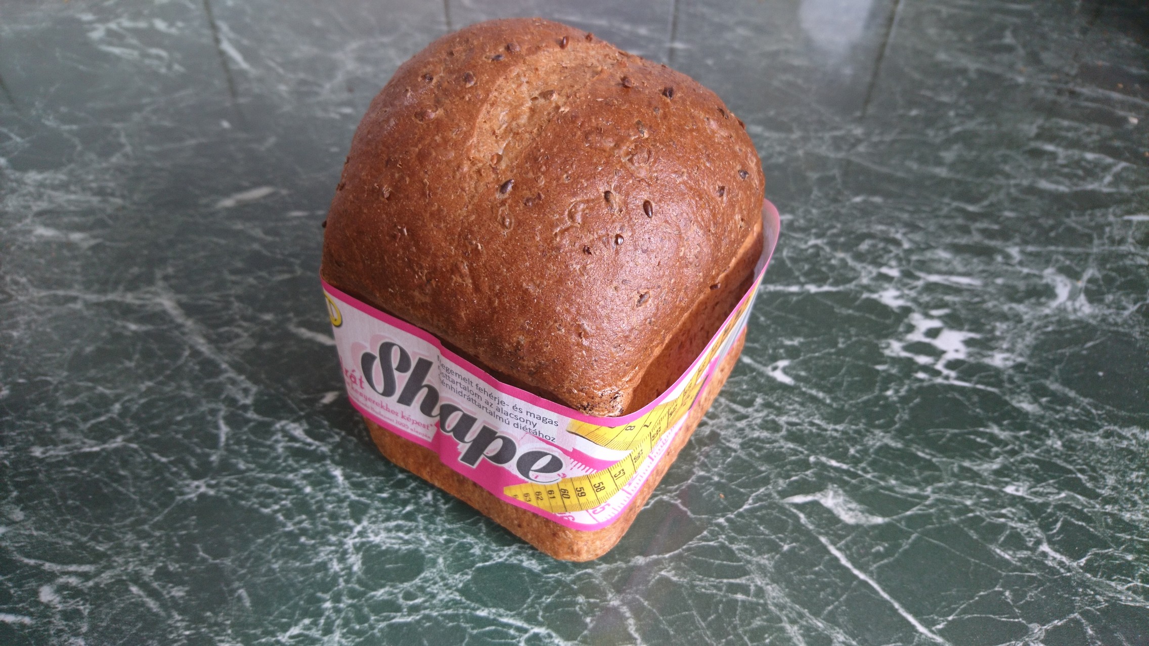 Shape kenyér